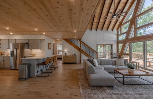 Innsbrook Ski Chalet | The Sibling Revelry Chalet by Innsbrook Vacations!