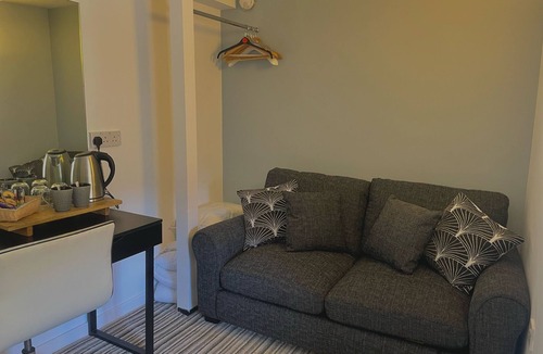 Fotheringhay Hotel | The Sibson Inn Hotel