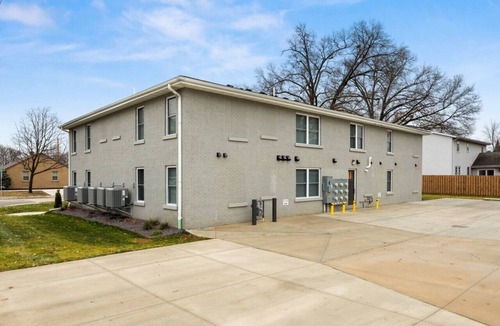 Morton Apartment | The Silo 6 - 1BD Modern Abode