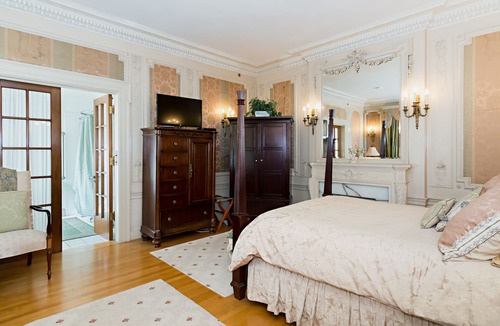 Dover Bed & Breakfast | The Silver Fountain Inn