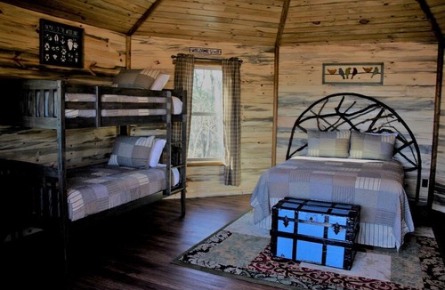 Canton House | The Silver Spur Resort