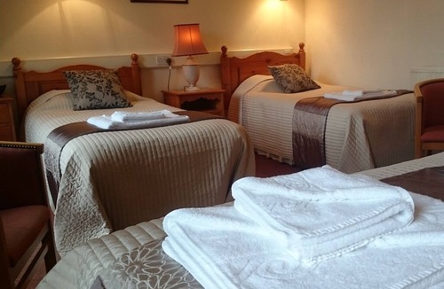 Silverdale Bed & Breakfast | The Silverdale Hotel