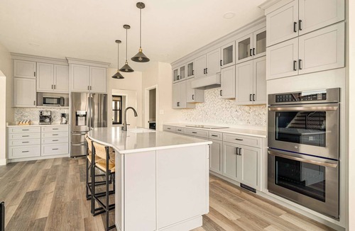 Lansing House | The Silversands Lakehouse