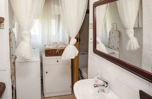 Gargalla Cottage | The simple house of Sant Grau