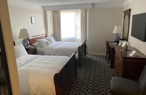 Simsbury Center Hotel | The Simsbury Inn