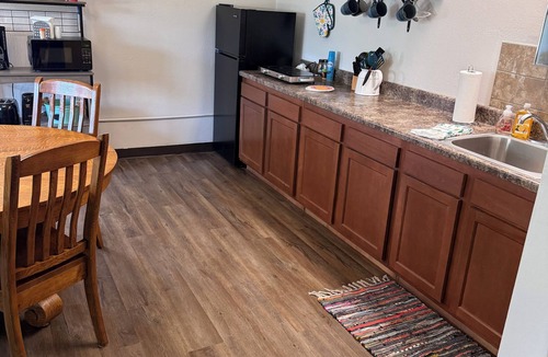 May City Bed & Breakfast | The Six Eleven Co: Heartland Retreat. King suite. Great outdoor area& coffee bar