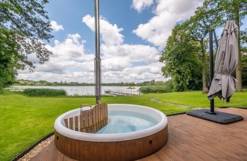 Droitwich House | The Ski Club