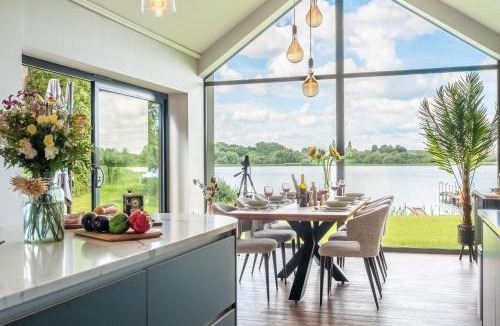 Droitwich House | The Ski Club