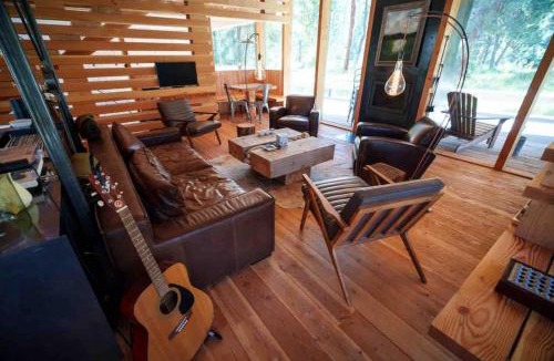 Darby House | The Skwala Lodge