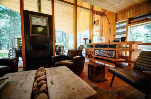 Darby House | The Skwala Lodge