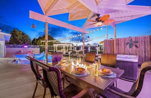 San Carlos House | The Sky Lounge