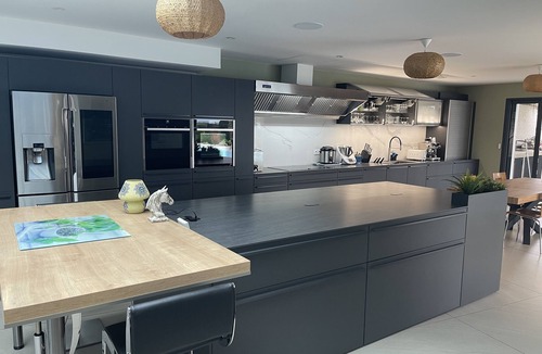 Quartier des Espesses Villa | The sky over nimes