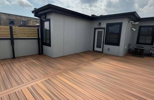 Midway House | The Skylight Retreat 3BR Private Deck – Saint Paul