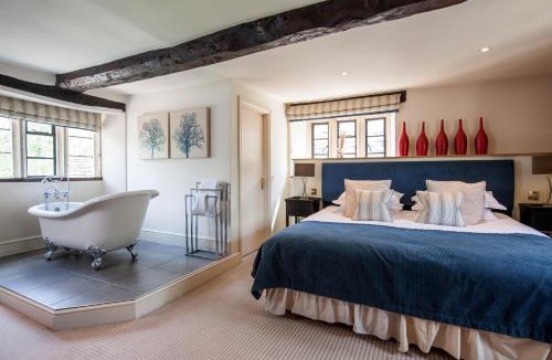Lower Slaughter Hotel | The Slaughters Country Inn