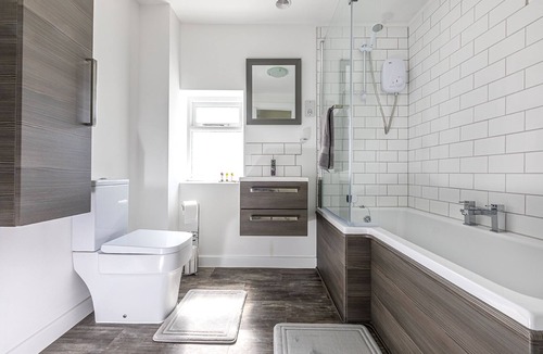 Herne Bay Bed & Breakfast | The Sleep-Inn Hare