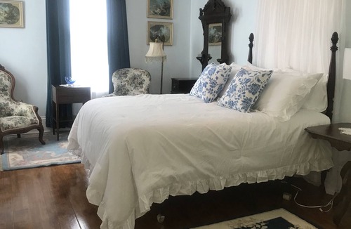 North Sydney Bed & Breakfast | The Sleeping Swan B&B