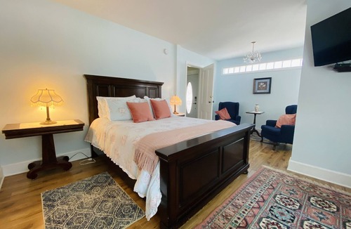 North Sydney Bed & Breakfast | The Sleeping Swan B&B