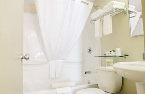 Fort Frances Hotel | The Sleepy Owl