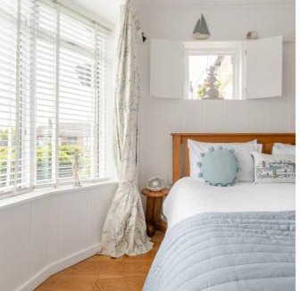 Tankerton House | The Slopes