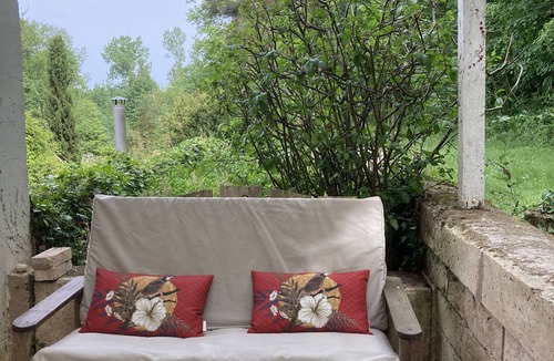 Saint-Meard-de-Drone House | The small station by the river