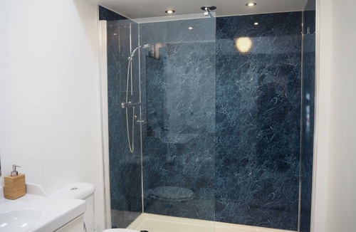 Newlyn Bed & Breakfast | The Smugglers