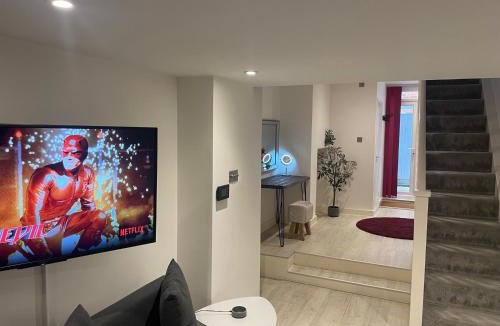 Royal Tunbridge Wells Apartment | The Snap Pad Boutique Apartment