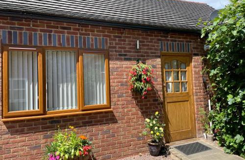 Ludlow House | The Snicketts