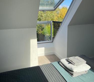 Woodhurst Apartment | The Snug at Fourleys