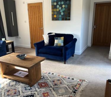 Woodhurst Apartment | The Snug at Fourleys