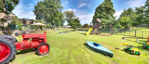 Alfreton House | The Snug