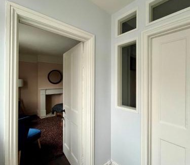 Martin Apartment | The Snug