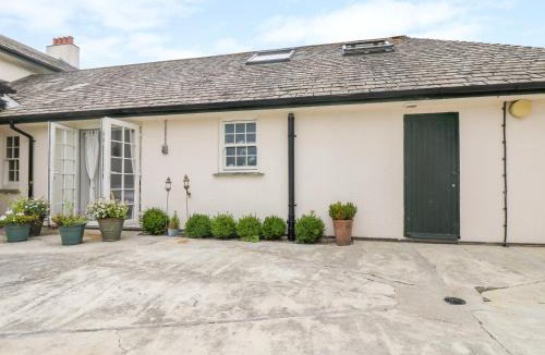 Grampound House | The Snug