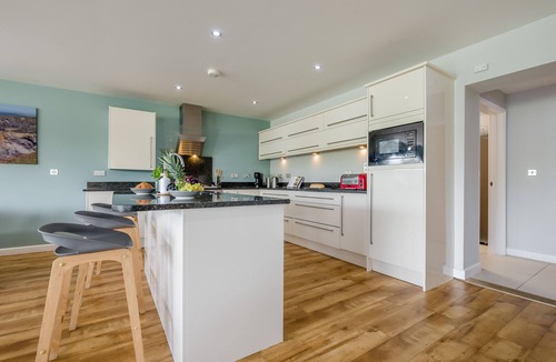 Winnard's Perch House | The Snug - Retallack