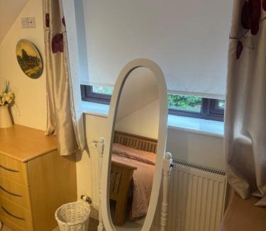 Tunstall House | The Snug Stay