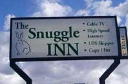 Loa Hotel | The Snuggle Inn