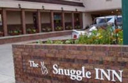 Loa Hotel | The Snuggle Inn