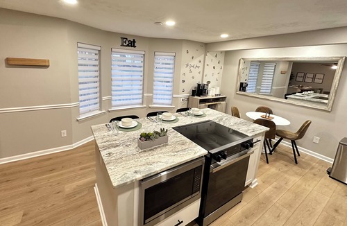 Smyrna House | The Social House