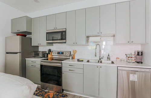 Staunton Apartment | The Social Loft: Above Reunion, Walk Everywhere!