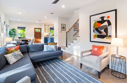 South River City House | The Soco House | Stylish 3BR Near SoCo Shops