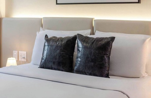 Gay Village Hotel | The Soft Queen – Downtown MTL