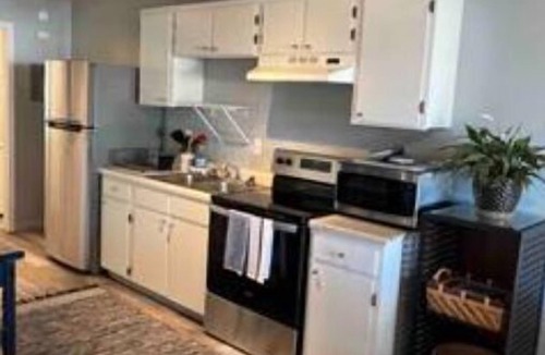 Myrtle Creek House | The Sojourners Stop in the heart of Myrtle Creekn