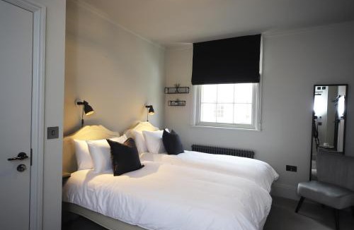 Sleaford Hotel | The SOLO