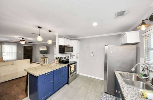 Foster Place House | The Soluna Cottage Su