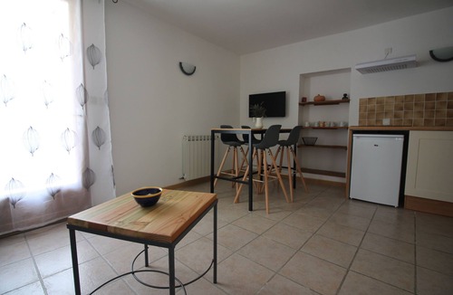 Le Somail Apartment | The Somail Garden