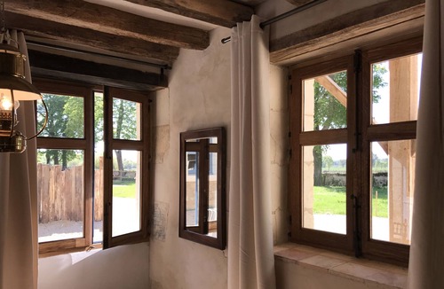 Cravant-les-Coteaux Cottage | The Sonnay Castle Lodge, near Chinon: 4 * cottage for 2