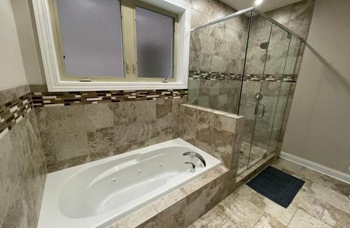 Old Town Bed & Breakfast | The Sono Chicago