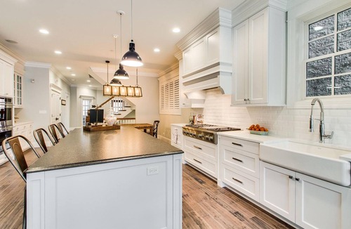 Old Town Bed & Breakfast | The Sono Chicago