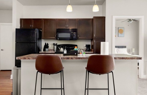 Arsenal Apartment | The Sophia: Riverwalk Loft