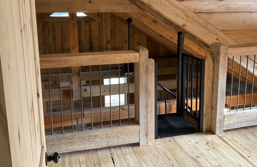 Mentone Cabin | The sound of woods .
