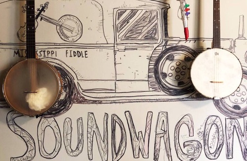 Greater Belhaven House | The Soundwagon Inn: Cozy and Vibrant